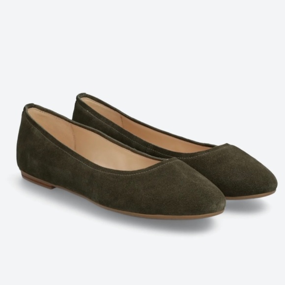 Violet & Red Shoes - NWOB VIOLET & RED Windsor Suede Leather Ballet Flat Olive Green Size 8